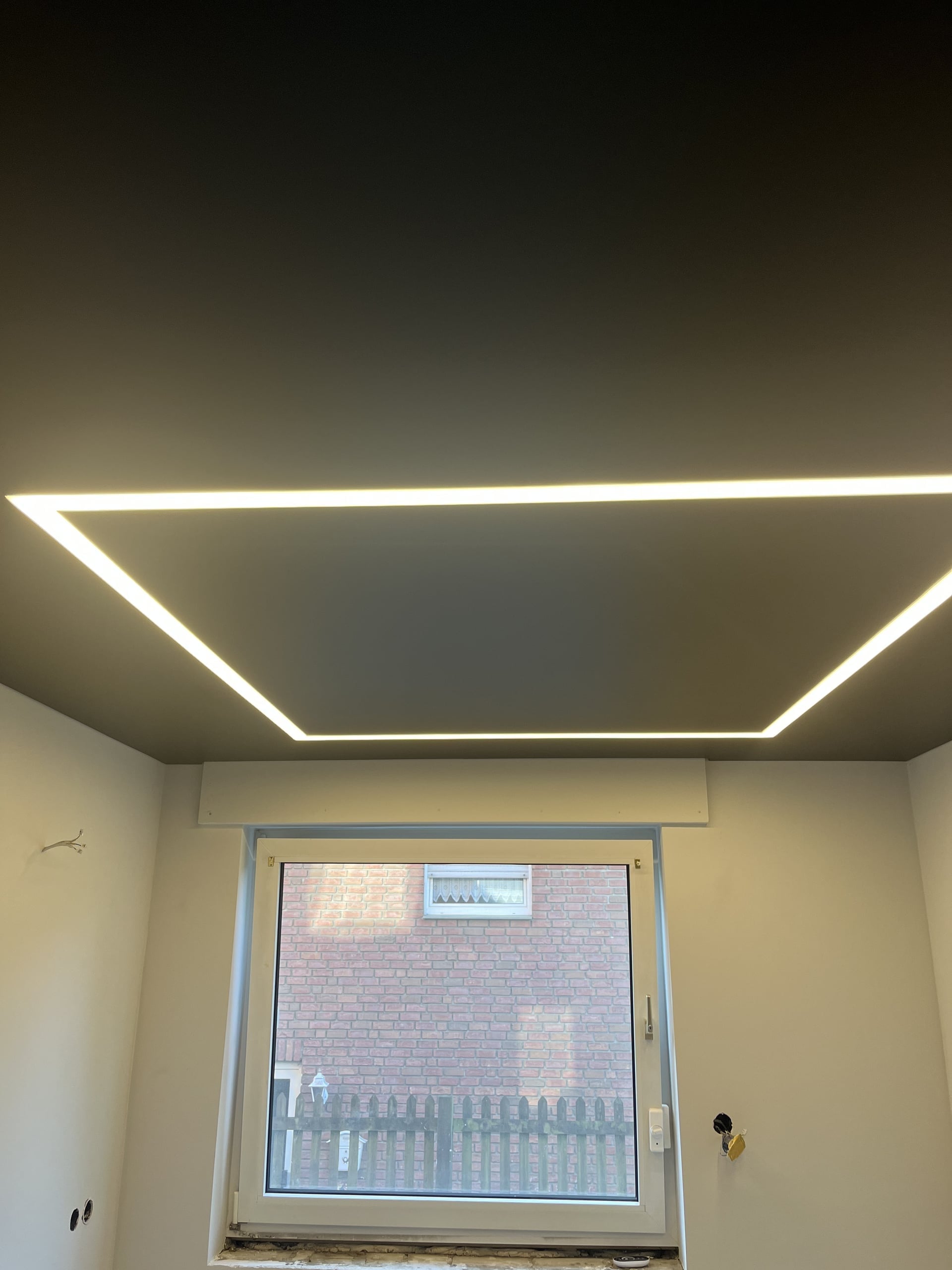 Satin-Spanndecke — Referenzprojekt 9